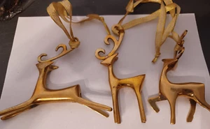 Brass Reindeer Ornaments Set of 3 Heavy 4 1/4" X 3 1/2" - Picture 1 of 4