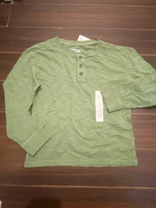 Cat & Jack Boys Green Relaxed Long Sleeve Tee Sz: S - Picture 1 of 5