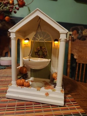 RARE YANKEE CANDLE FALL LIGHTED FRONT DOOR PORCH HANGING WAX WARMER ~GORGEOUS  - Image 1 of 4