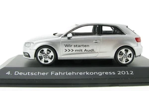 Schuco Audi A3 8V Deutscher Fahrlehrerkongress 2012 1:43 Ice Silver Auto Model - Bild 1 von 5
