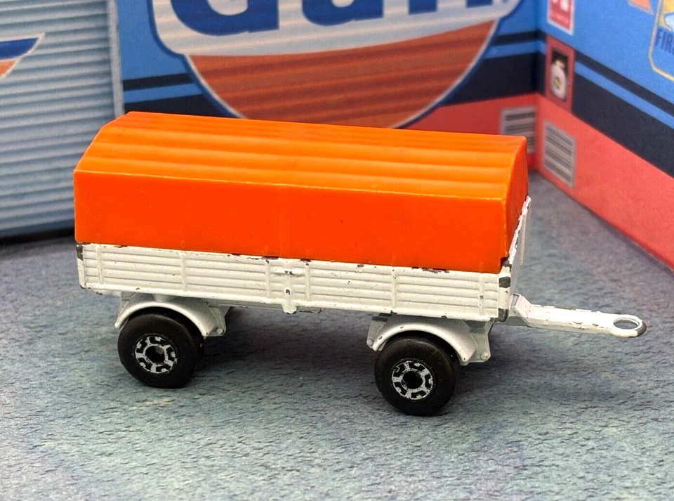 Matchbox Superfast Twin Pack Mercedes-Benz Trailer No. TP-112 1:87 Scale - Image 1 of 3