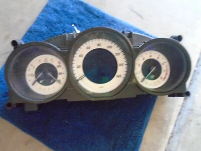 MERCEDES CLS550 W218 2012-2014 CUADRO DE INSTRUMENTOS VELOCÍMETRO OEM Foto 1 de 4