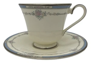 Taza y platillo Royal Doulton Lisa H5154 - Imagen 1 de 3