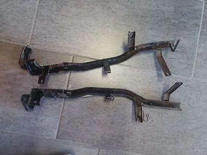 Strebe Trittbrett Kymco Xciting R 300i - Bild 1 von 2