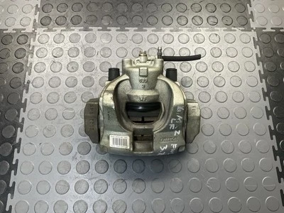 Pinza de freno delantera izquierda del lado del conductor Lincoln MKZ 2013-2016 3,7 L tracción delantera OEM Foto 1 de 3