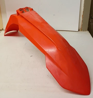 Guardabarros delantero naranja KTM 450 SXF 2017 79008010000EB Foto 1 de 4