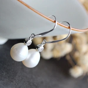 B06 Discreto Orecchini Acqua Dolce Perla Bianco Argento Sterling 925 e Zirconi - Foto 1 di 5