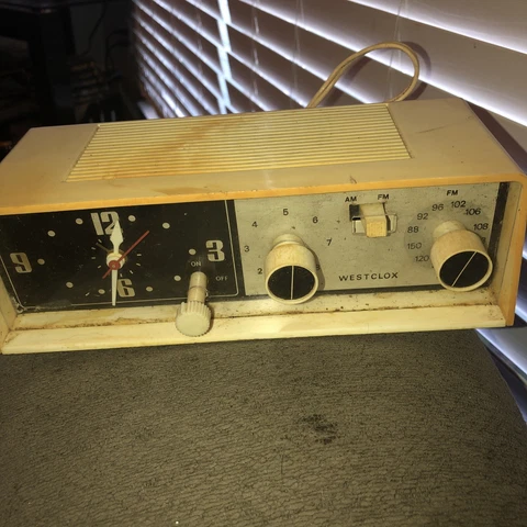 Vintage Westclox 1975 Alarm Clock Radio Westclox AM/FM Parts Repair Cover