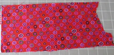Kaffe Fassett AURICULA RED GP52  9" x 20" - Image 1 of 3