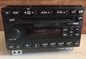 98-04 Ford Explorer Mustang Navigator Mercury Mountaineer 6 CD Changer OEM - Picture 1 of 4