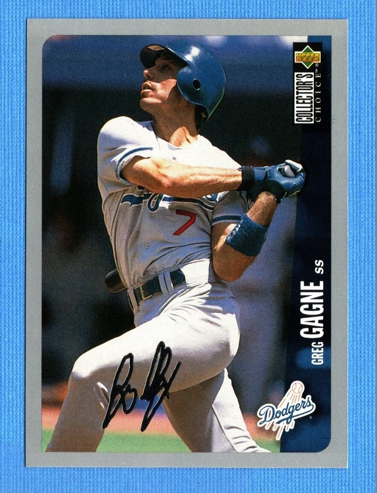 1996 Collector's Choice Silver Signature #579 Greg Gagne Los Angeles Dodgers - Image 1 of 1