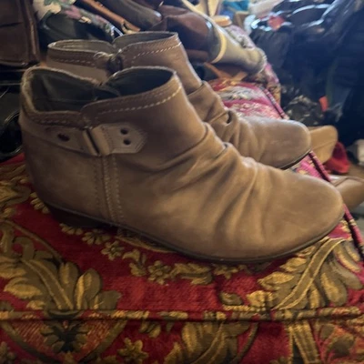 Botines Rockport Cobb Hill Nicole, Stone, para mujer 7,5 Foto 1 de 4