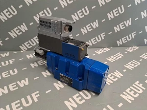08114043220811404625 - REXROTH - 0811404322 + 0811404625 / SERVOVALVE New - Picture 1 of 7