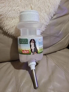 Botella de agua de llenado superior para perros sin goteo 44 onzas jaula para mascotas perrera Lixit DW-44 nueva - Imagen 1 de 2