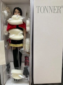 Tonner Re-Imagination Puppe - Stacked Deck Clubs - NRFB 2015 T15FTSD06 - Bild 1 von 6