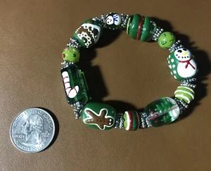 Charming Lamp Works Perlen Weihnachten Stretch Armband, hochwertig passt 7-7,5 - Bild 1 von 7