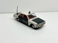 - Dinky Toys - Ford Taunus // 5 F 585