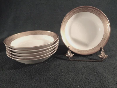 Hutschenreuther Furstenkrone Juego de 6 cuencos de postre con incrustaciones doradas de 6 - 5 1/4" Foto 1 de 4