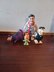 Lot of 4 1993 Mattel Flintstones Movie Figures - Loose Figures - Picture 1 of 7