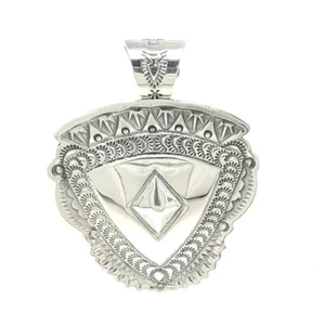 Delayne Reeves Sterling Silver Navajo Arrowhead Shield Pendant Diamond Center - Picture 1 of 6