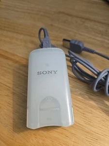 Sony MagicGate Pro MSAC-US20 Memory Stick Lecteur Lecteur USB, avec câble USB comme neuf - Photo 1/4