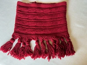 Vintage Abercrombie And Fitch One Size Red Wool Blend Infinity Scarf With Tassel - Picture 1 of 5