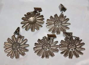 5 Vintage Flower Tablecloth Weights on Clip Hangers, Pendant Tablecloth - Picture 1 of 4