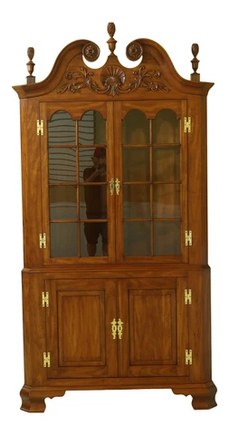 52708EC: HENKEL HARRIS Cherry Welford Corner China Cabinet Cover