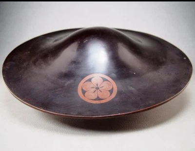 Japanese Edo Period Jingasa With Plum Blossom Family Crest. - Image 1 of 4