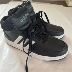 Adidas Mens Hoops Black Basketball Shoes Sneakers Size 7 - Picture 1 of 7