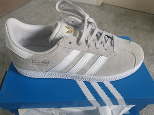 light grey gazelles womens