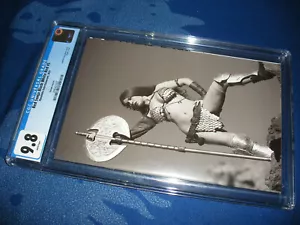 RED SONJA BLACK WHITE # 5 VIRGIN VARIANT GRADED CGC 9.8 SEXY BAD GIRL GOTHIC! - Bild 1 von 4