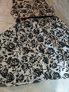 girls formal  dress size 14 Knitworks Roses Black And White Sleeveless, Lined, 
