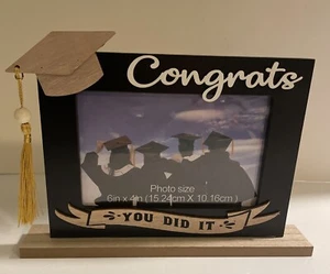 Wooden Graduation Picture Frame For 6”x 4” Pics New - Picture 1 of 4