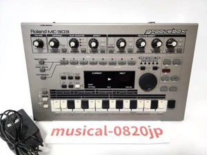 Roland MC-303 Sekwencer Groovebox Maszyna perkusyjna Moduł dźwiękowy Maszyna do muzyki tanecznej - Zdjęcie 1 z 4