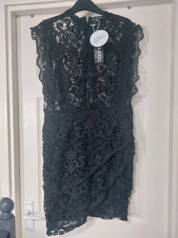 Boohoo Women's Dress Size 16 New with Tags Black Lace. High Neck Ruffle Wrap. - Image 1 of 1