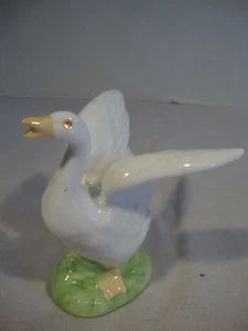 Enesco Genuine Bone China Goose Duck Swan White Green Decor Figurine 1985 Bird - Picture 1 of 3
