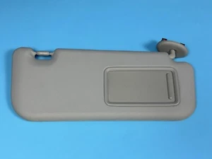 2006 - 2010 Toyota YARIS 06 07 08 09 10 SUNVISOR GREY Sun Visor Shade RIGHT OEM - Picture 1 of 8