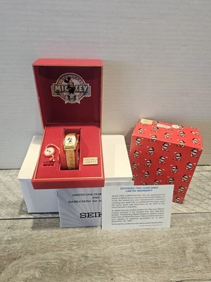 Reloj Pulsera Mujer Mickey Mouse Años 90 Funcionando Seiko 60 Años 2K02-5009 Caja Original Foto 1 de 4