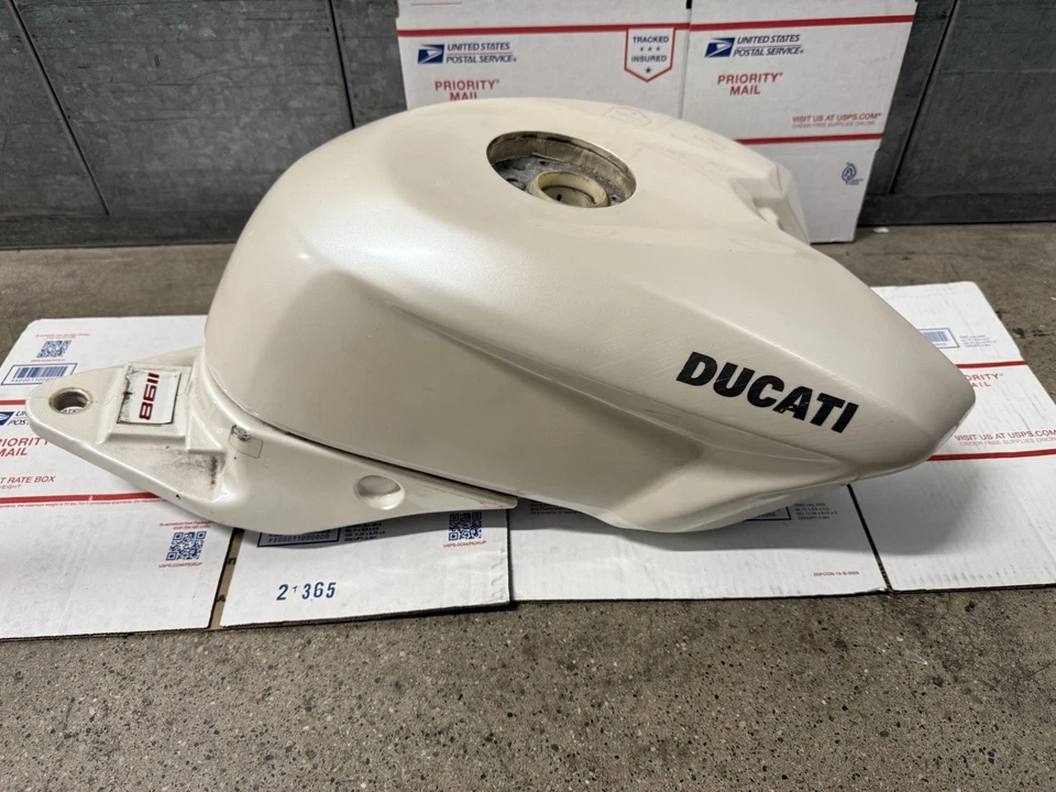 2007 - 2013 Ducati 848 1098 1198 Gas Fuel Tank OEM - Image 1 of 4