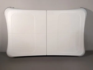 Nintendo Wii Fit Balance Board (RVL-021) nur Board *getestet/funktionstüchtig* - Bild 1 von 6