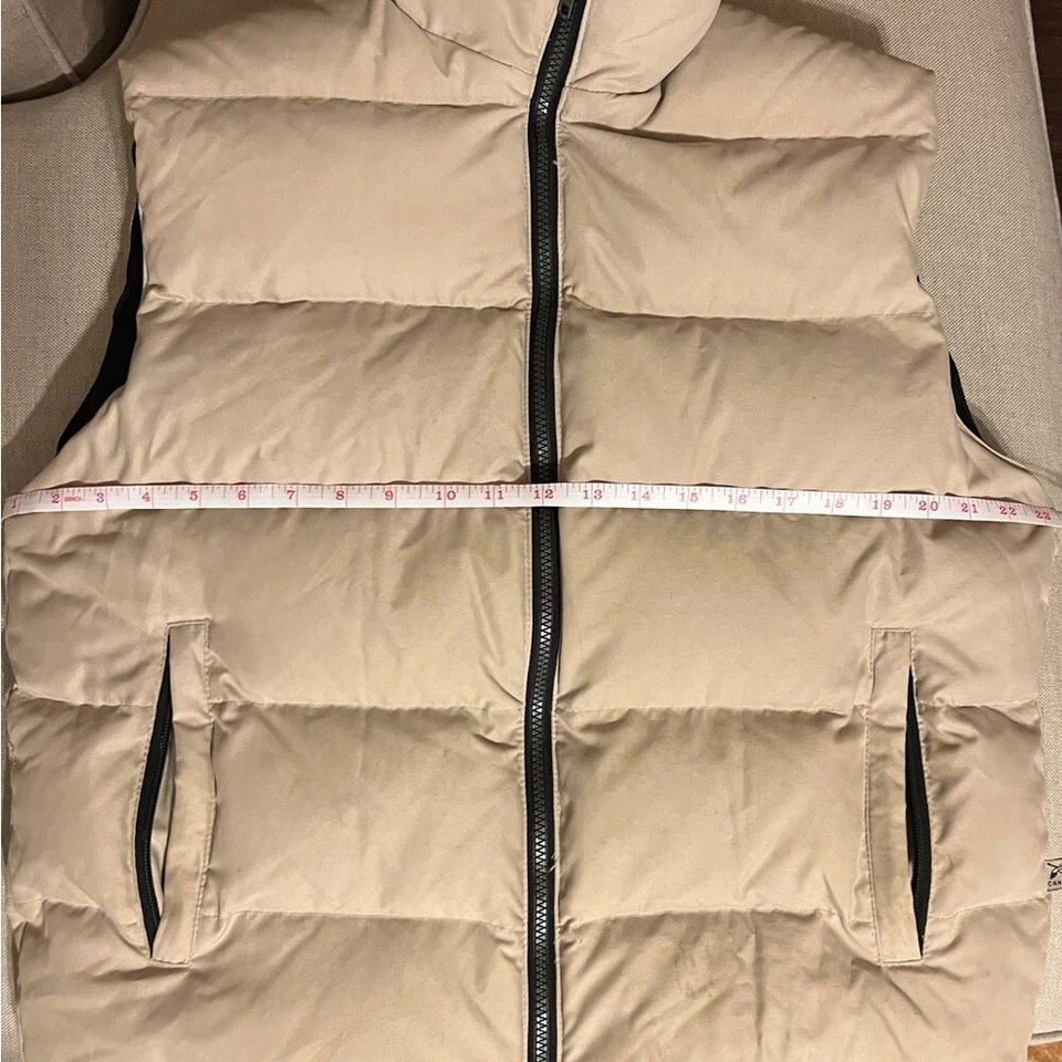 5/A  Baker beige down puffer barn vest large - Image 1 of 4