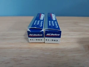 GENUINE AC Delco Platinum Spark Plug V8 Ford Mercury 41-963 SET OF 2 - 25163148 - Foto 1 di 3