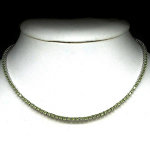 Gema Verde Peridoto & Blanco Circonita Collar 18" 925 Plata Bañado en Oro Blanco - Imagen 1 de 5
