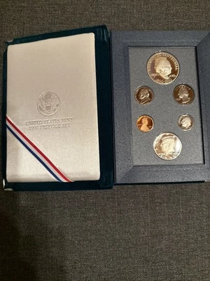 1990 US Mint Prestige Proof Set With 90% IKE Silver Dollar W/COA - Image 1 of 4