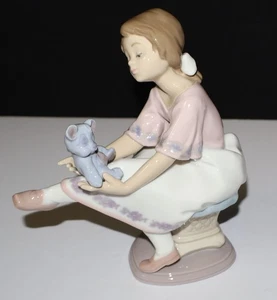 Figura Lladro "Mejor Amigo" #7620 - Niña con Oso de Peluche - España - Imagen 1 de 7