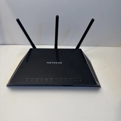 R6700v3 — Nighthawk AC1750 Smart WiFi Doble Banda Gigabit Router Transmisión para Juegos Foto 1 de 4