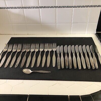 Lot Of 24 Pieces LW 90 Germany Heavy Flatware Silverplate 12 Forks 11 Knives 1 S • 49.99$