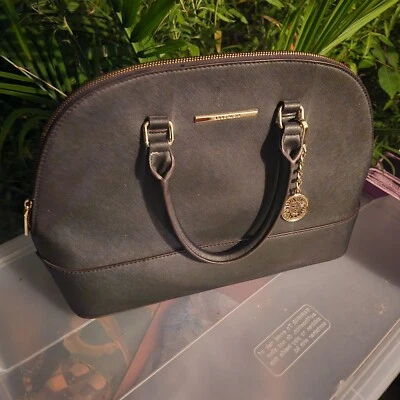 BOLSO DE MANO GRANDE ANNE KLEIN NEGRO Foto 1 de 4