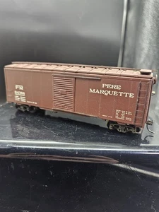 Accurail HO Scale Pere Marquette Box Car PM 84399 - Picture 1 of 7